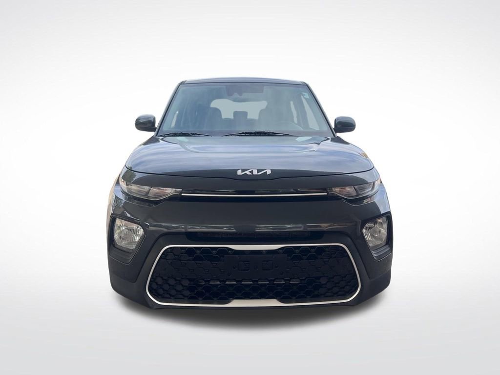 Certified 2022 Kia Soul LX w/ Technology Package FWD video 2