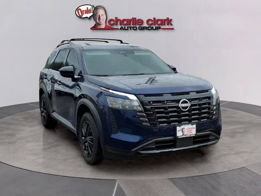 Certified 2026 Nissan Pathfinder SV FWD image 7