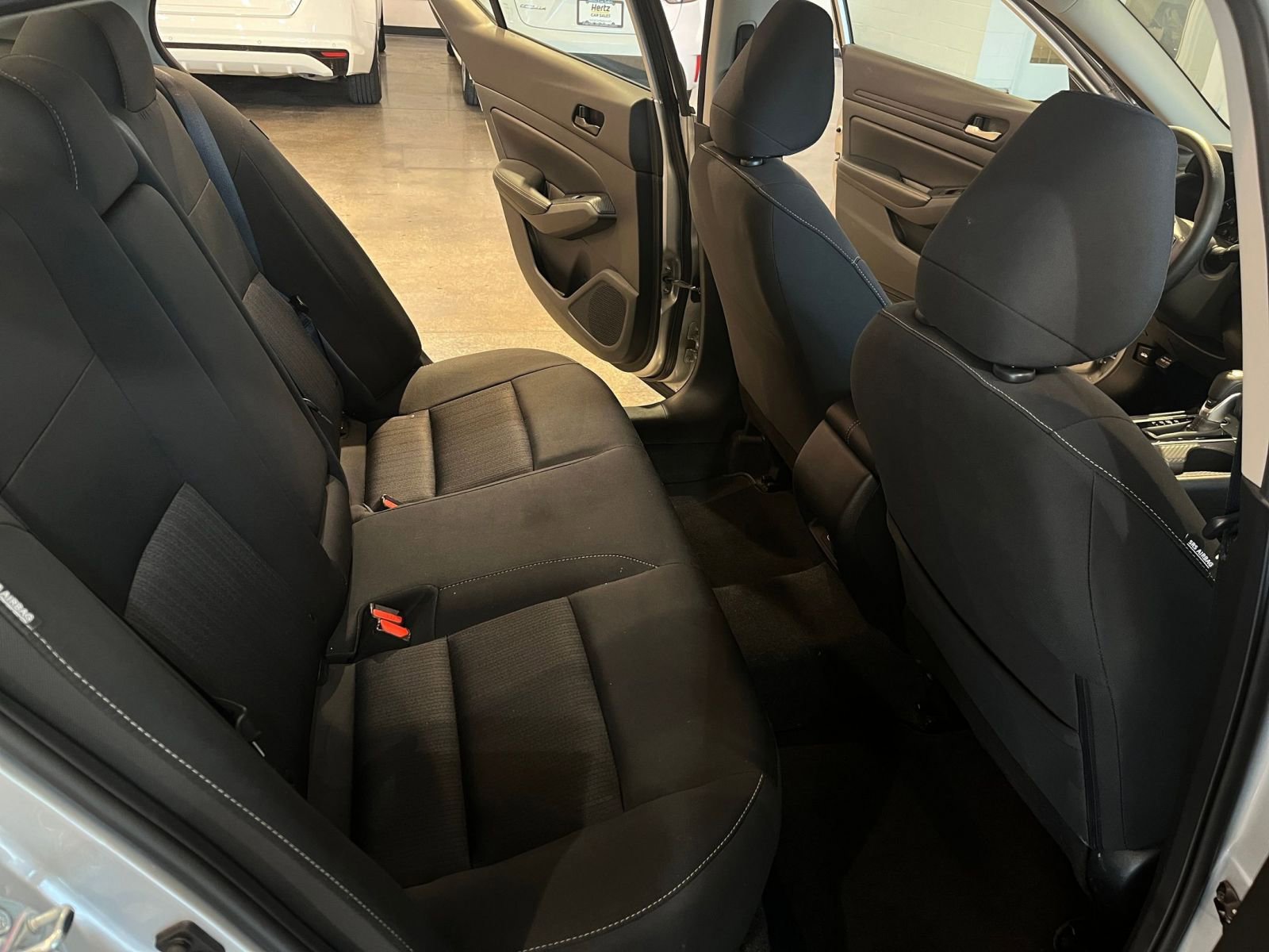 Used 2025 Nissan Altima 2.5 SV image 37