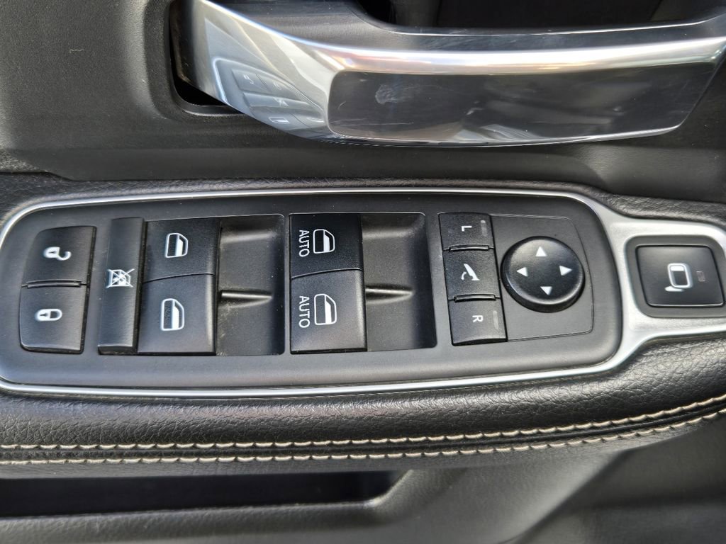 Used 2019 RAM 3500 Laramie AWD/4WD image 19
