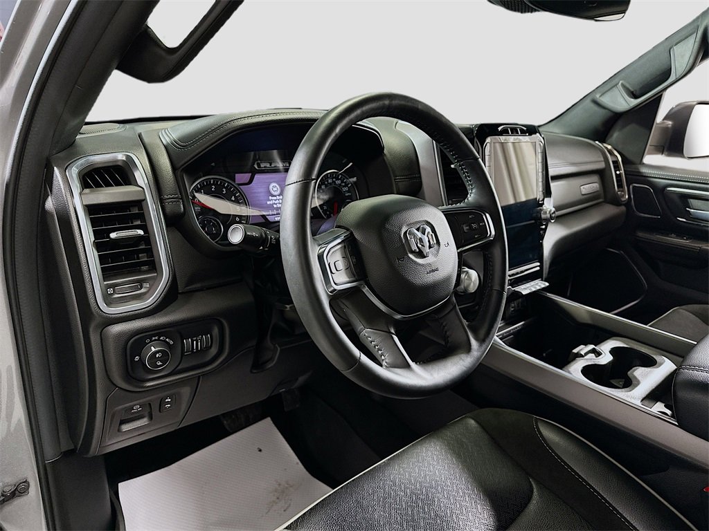 Used 2024 RAM 1500 Laramie image 10