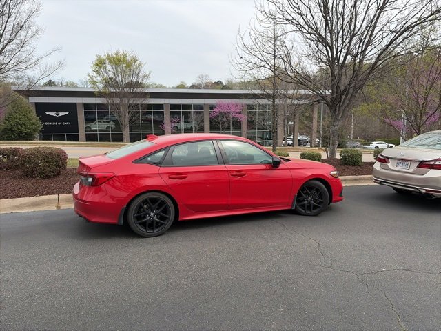 Used 2024 Honda Civic Sport image 3