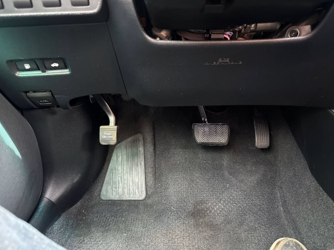 Used 2010 Lexus HS 250h Premium w/ Preferred Accessory Package FWD image 20