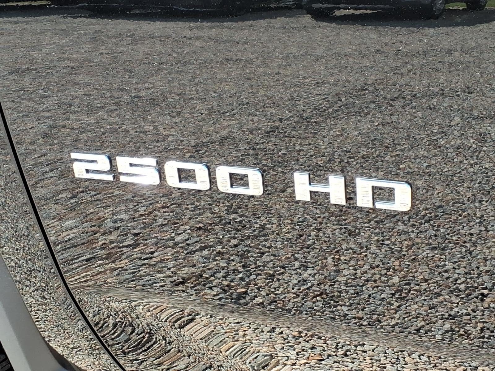 New 2026 Chevrolet Silverado 2500 LTZ w/ LTZ Premium Package AWD/4WD image 10