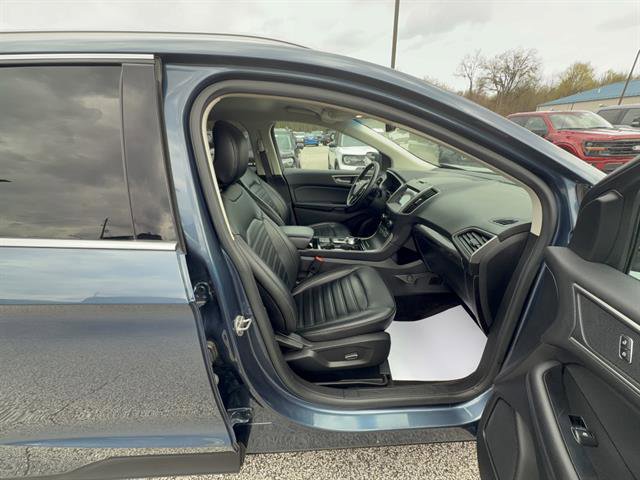 Used 2019 Ford Edge SEL w/ Equipment Group 201A AWD/4WD image 26