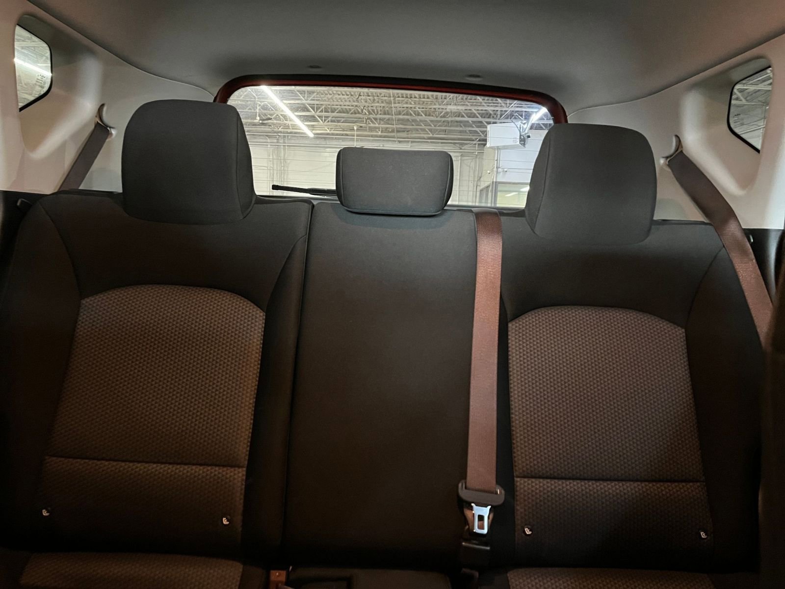 Used 2025 Kia Soul LX w/ LX Technology Package FWD image 36