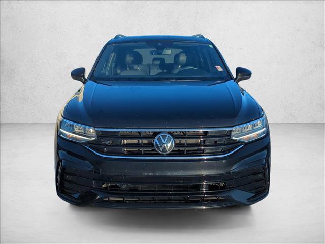 Used 2023 Volkswagen Tiguan SE R-Line FWD image 2