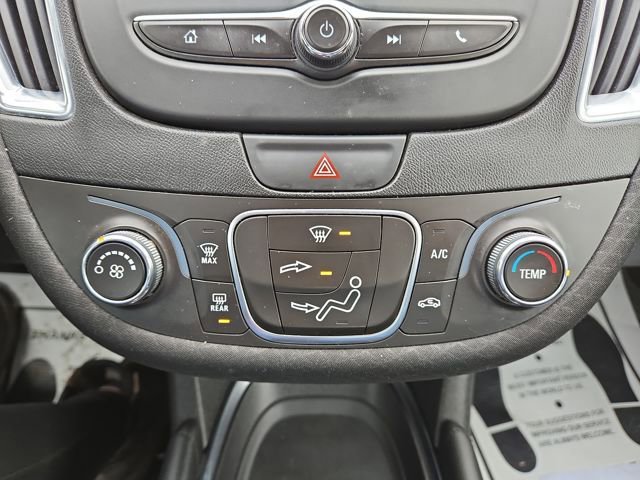 Used 2018 Chevrolet Malibu LT image 24