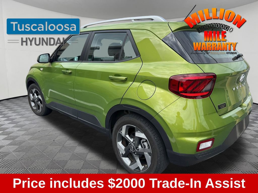 Used 2024 Hyundai Venue SEL image 5