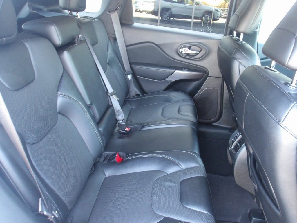 Used 2022 Jeep Cherokee Latitude Lux image 16