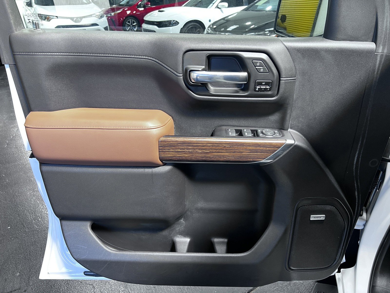 Used 2020 Chevrolet Silverado 1500 High Country w/ LPO, Dark Essentials Package AWD/4WD image 26