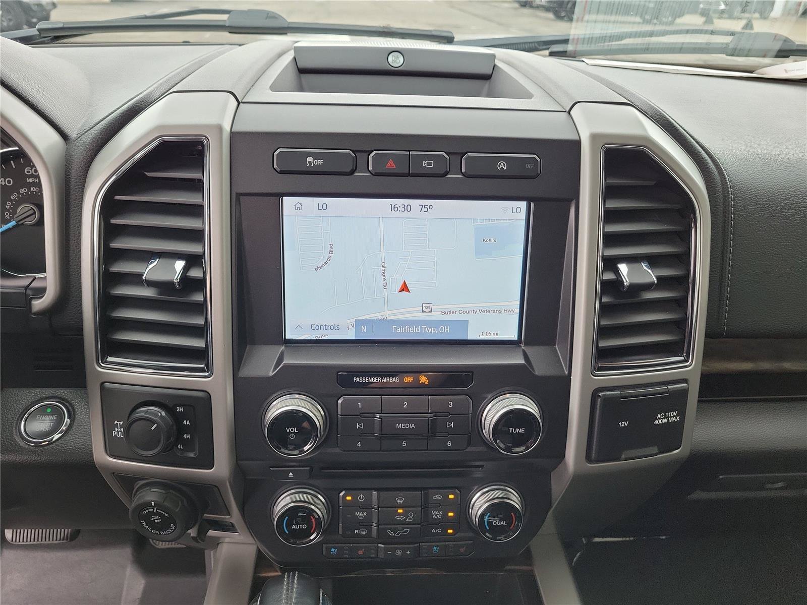 Used 2018 Ford F150 Lariat w/ Equipment Group 502A Luxury AWD/4WD image 27