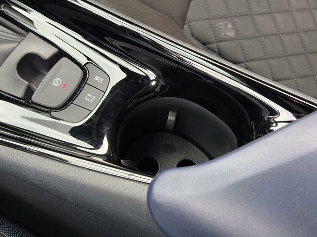 Used 2020 Toyota C-HR XLE image 31
