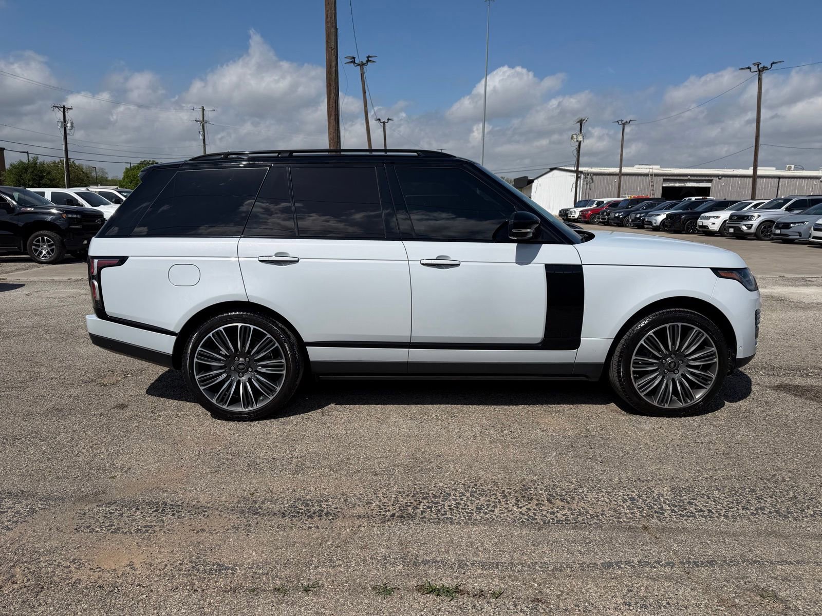 Used 2020 Land Rover Range Rover Autobiography image 8