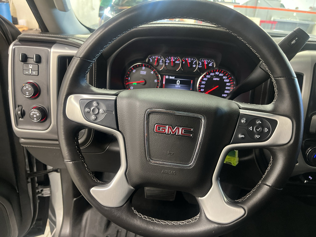 Certified 2015 GMC Sierra 2500 SLE w/ SLE Preferred Package AWD/4WD image 33
