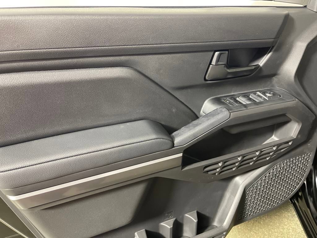 New 2025 Toyota Tacoma SR5 AWD/4WD image 17