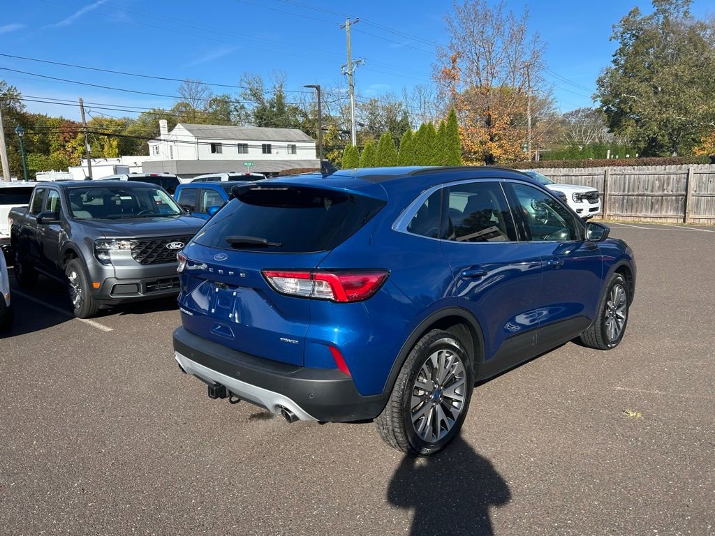 Certified 2022 Ford Escape Titanium w/ Class II Trailer Tow Package image 6