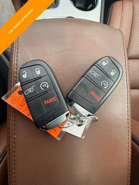 Used 2018 Jeep Grand Cherokee Summit w/ Platinum Series Group AWD/4WD image 35