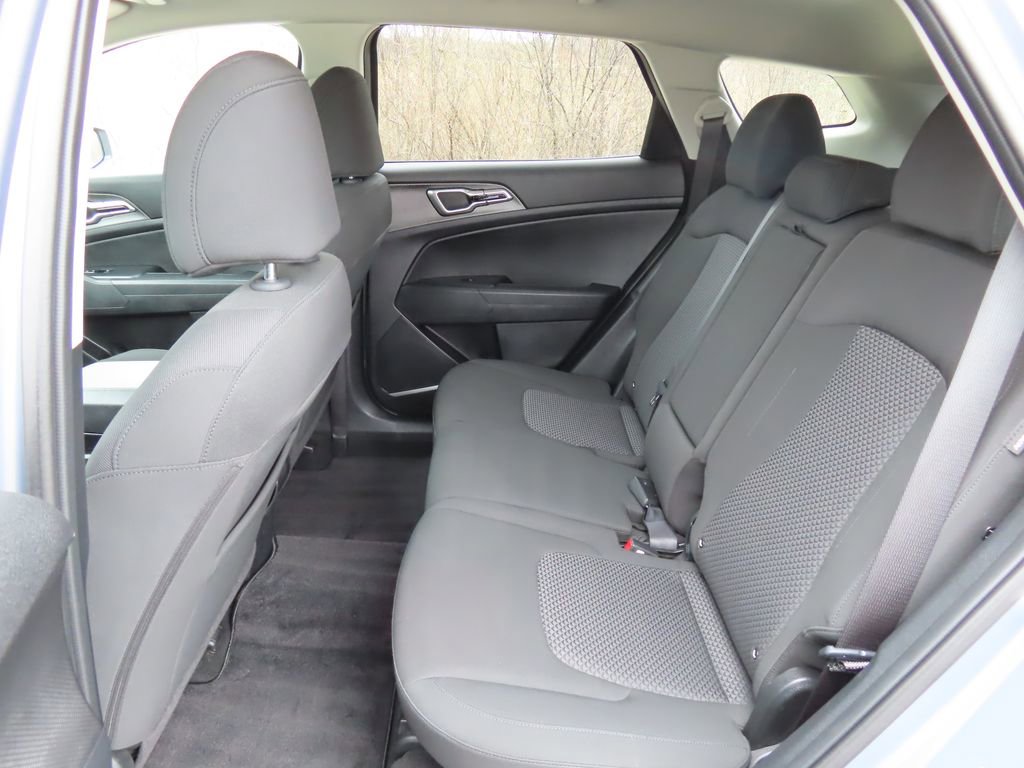 Certified 2025 Kia Sportage LX image 23