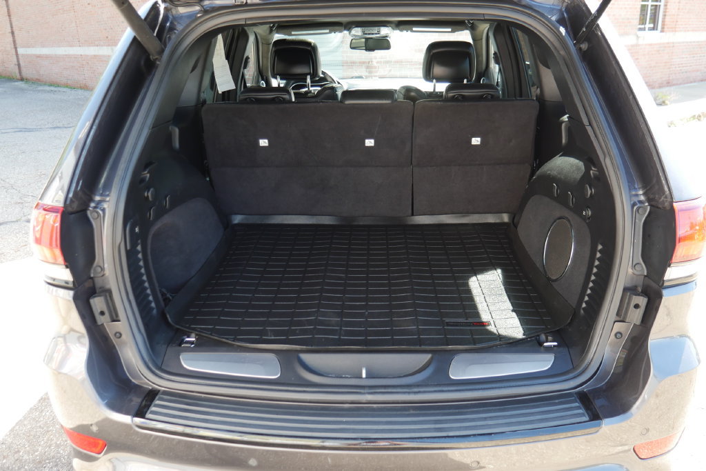 Used 2015 Jeep Grand Cherokee SRT w/ Trailer Tow Group IV AWD/4WD image 7