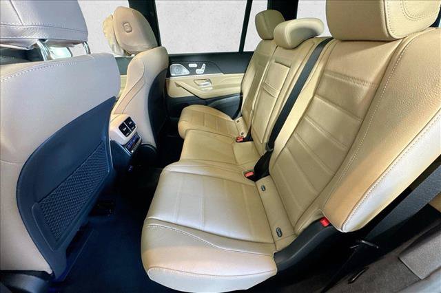 New 2026 Mercedes-Benz GLS 580 4MATIC image 22