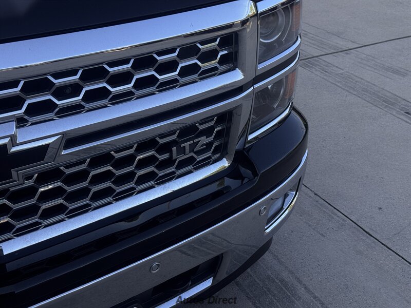 Used 2015 Chevrolet Silverado 1500 LTZ w/ LTZ Plus Package AWD/4WD image 11