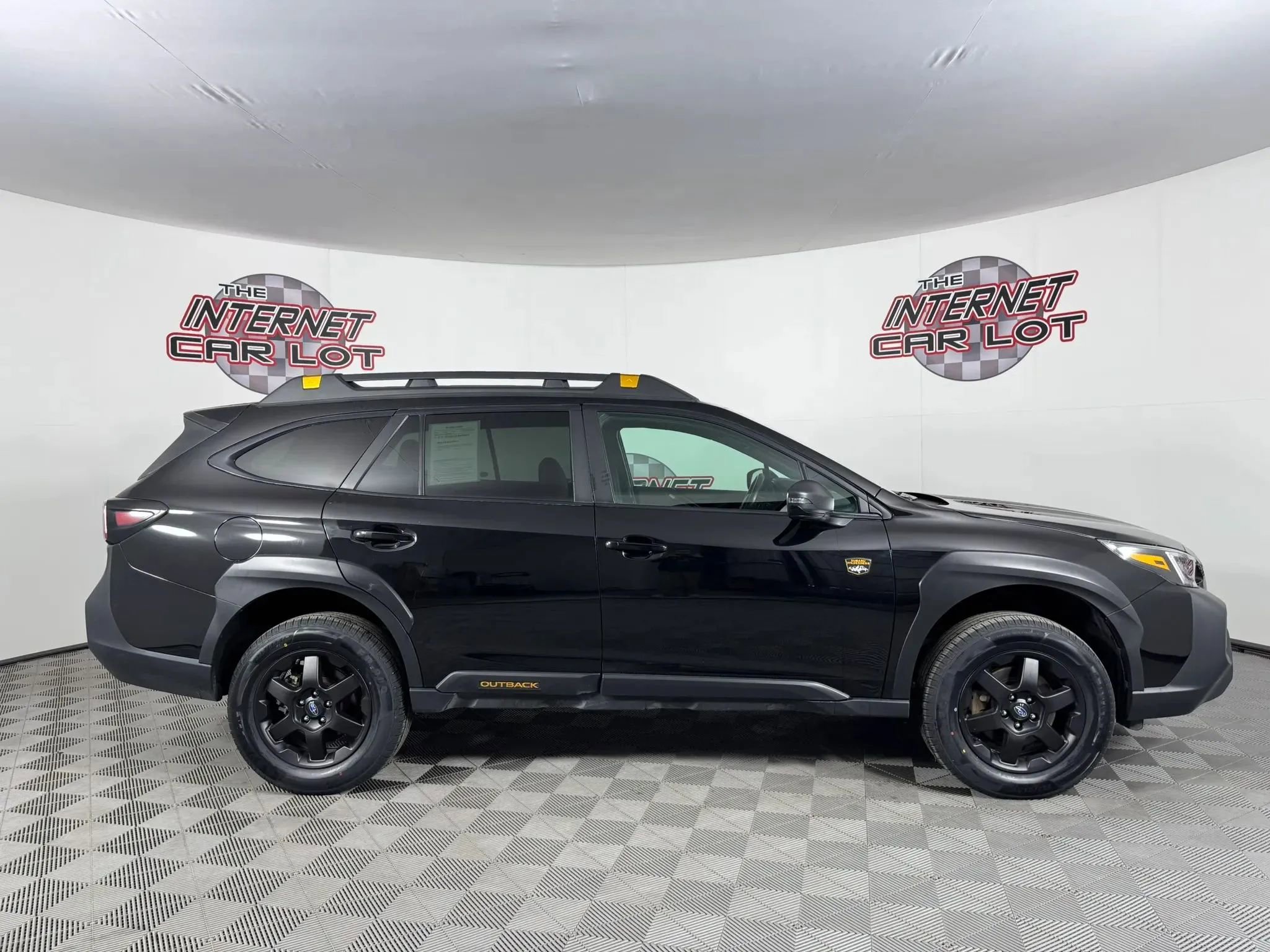 Used 2025 Subaru Outback Wilderness AWD/4WD image 8