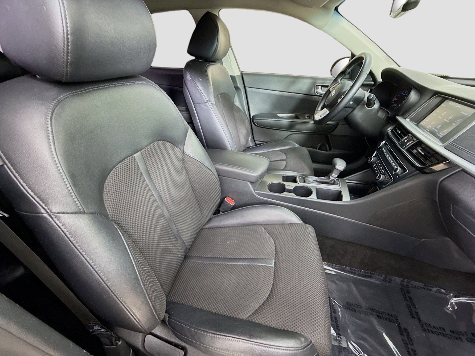 Used 2019 Kia Optima S image 27