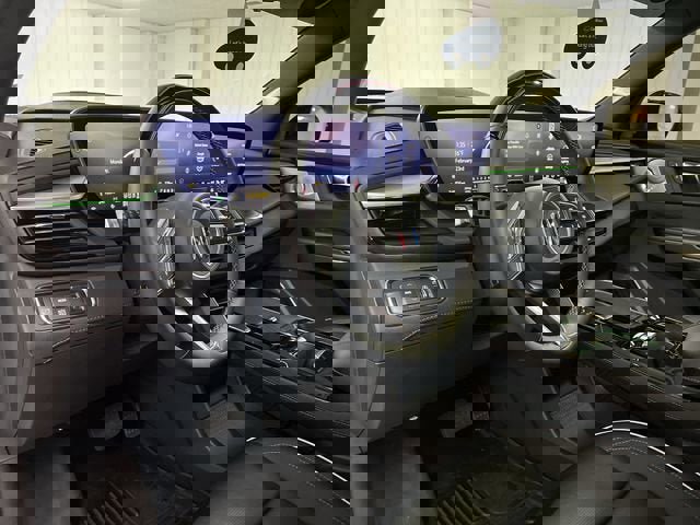 Used 2025 Buick Enclave Avenir w/ Super Cruise Package image 10