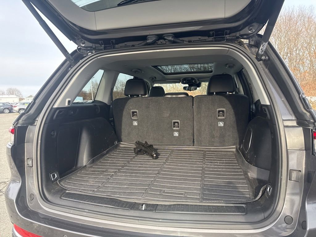 Used 2023 Jeep Grand Cherokee 4WD 4xe image 45