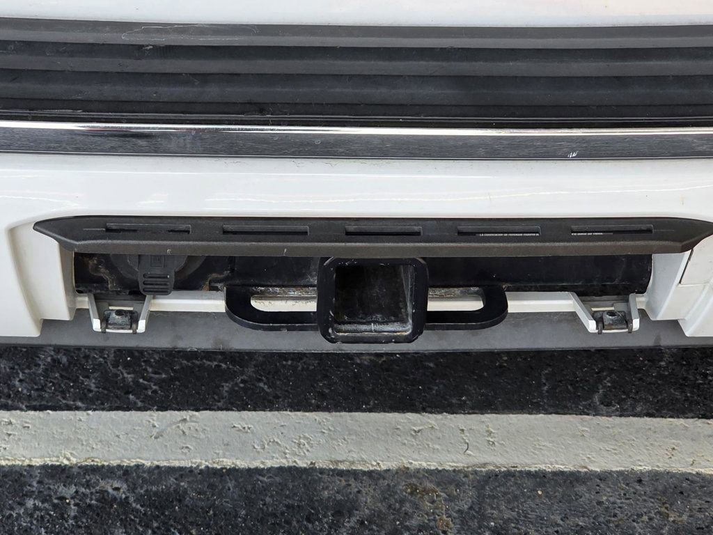 Used 2016 GMC Yukon XL Denali w/ Open Road Package image 33