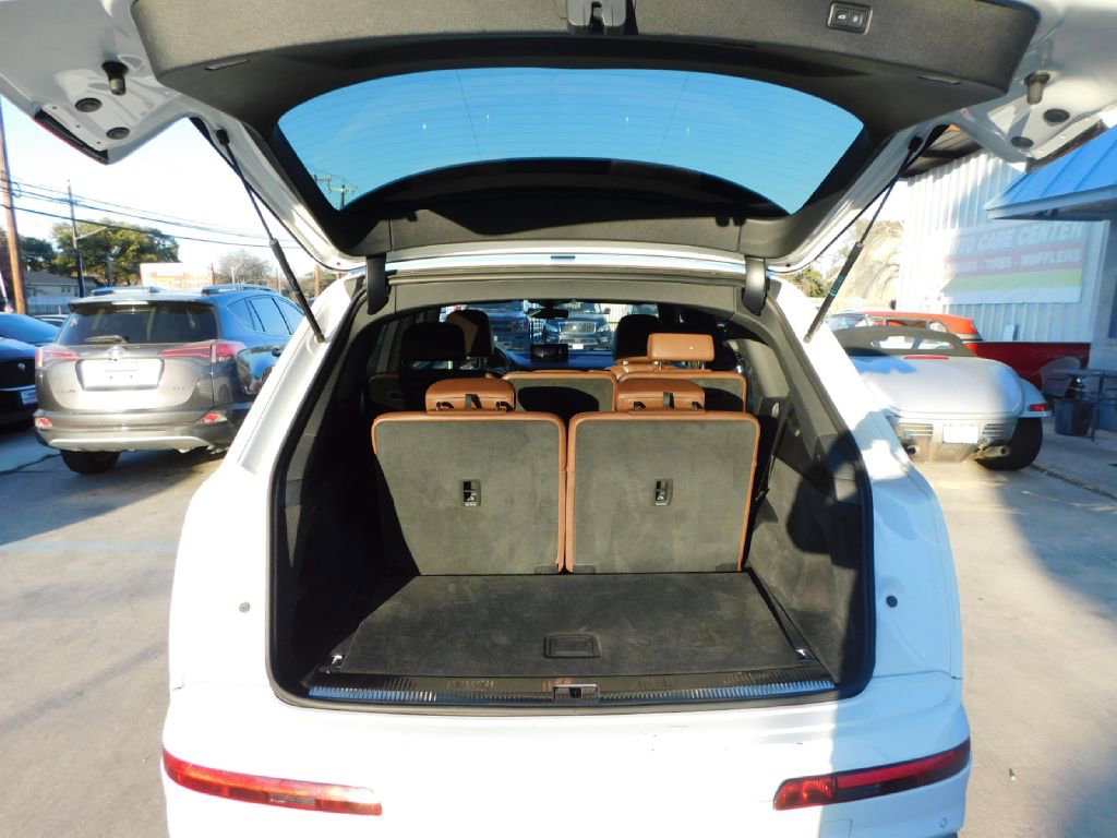 Used 2017 Audi Q7 2.0T Premium Plus w/ Premium Plus Package AWD/4WD image 9