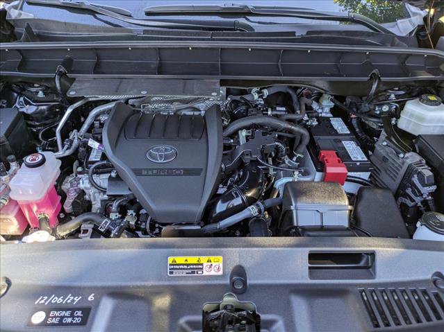 Used 2023 Toyota Highlander XLE image 22