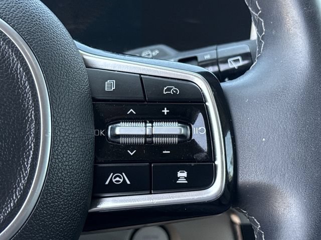 Used 2025 Kia Sorento EX w/ Panoramic Sunroof Package FWD image 42