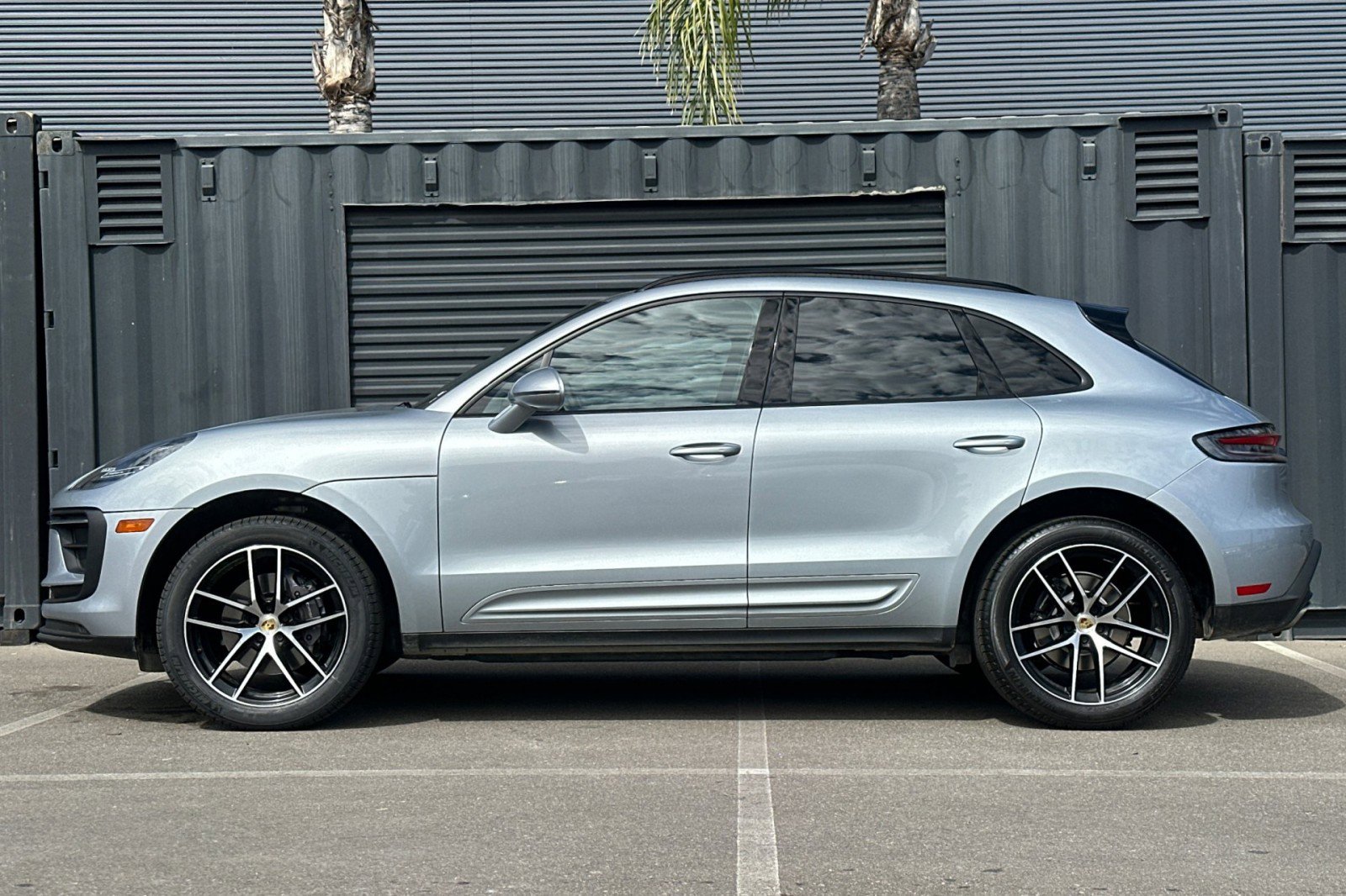 Certified 2022 Porsche Macan AWD/4WD video 2