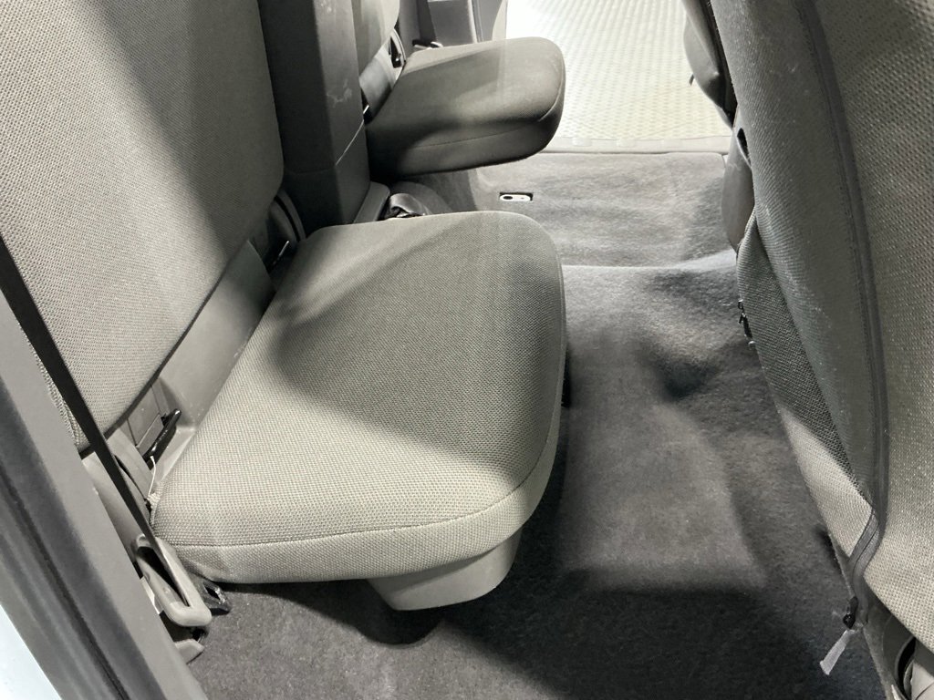 Used 2019 Nissan Frontier S image 24