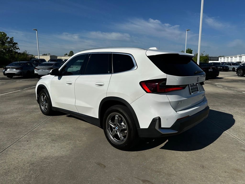 Certified 2023 BMW X1 xDrive28i w/ Premium Package image 5