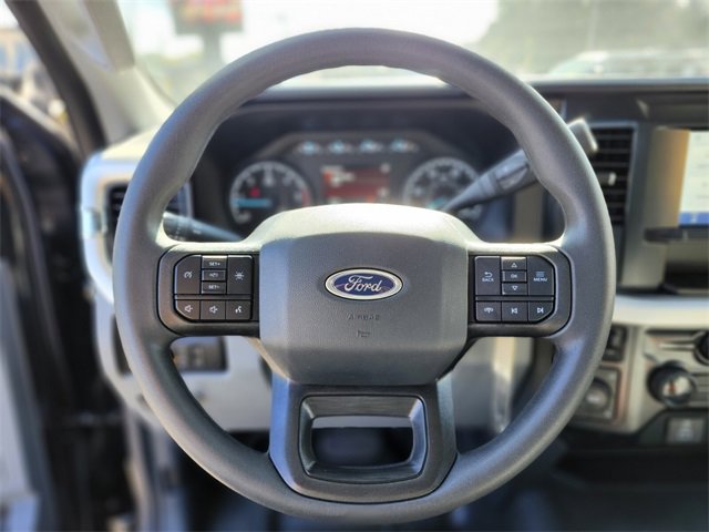 New 2025 Ford F550 4x4 Regular Cab Super Duty image 24