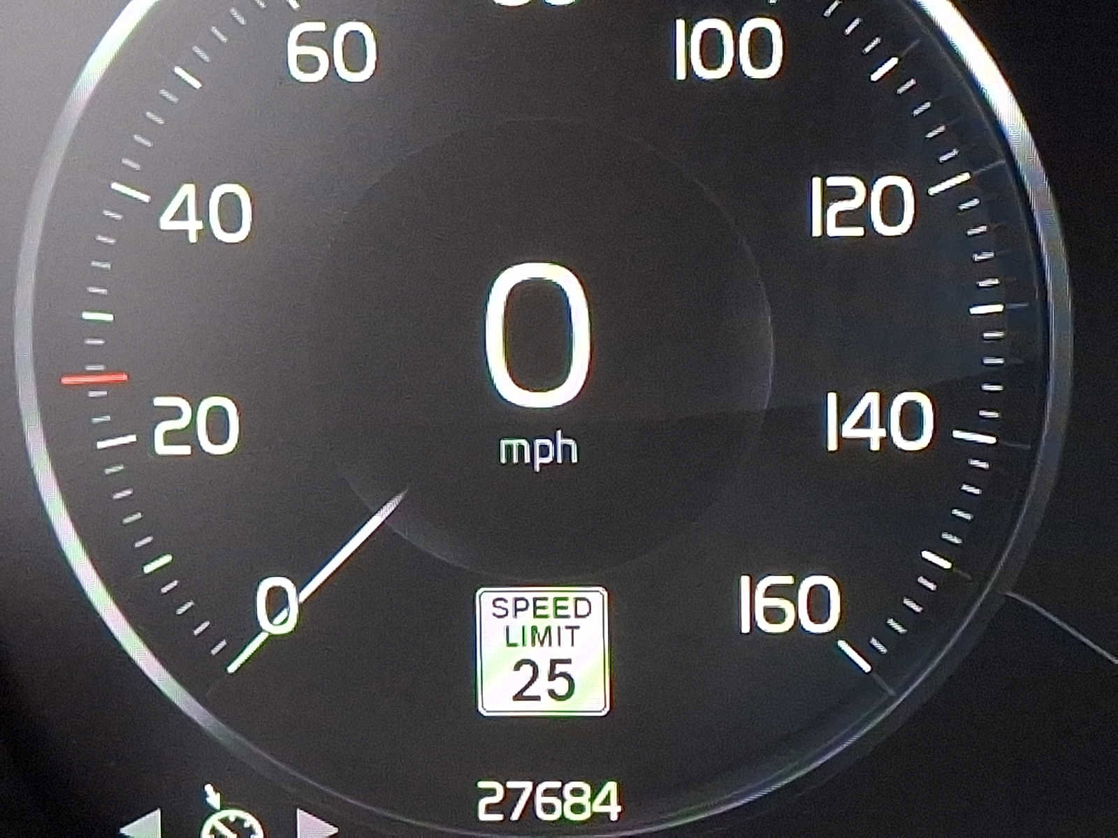 Used 2020 Volvo XC40 T5 Momentum image 21