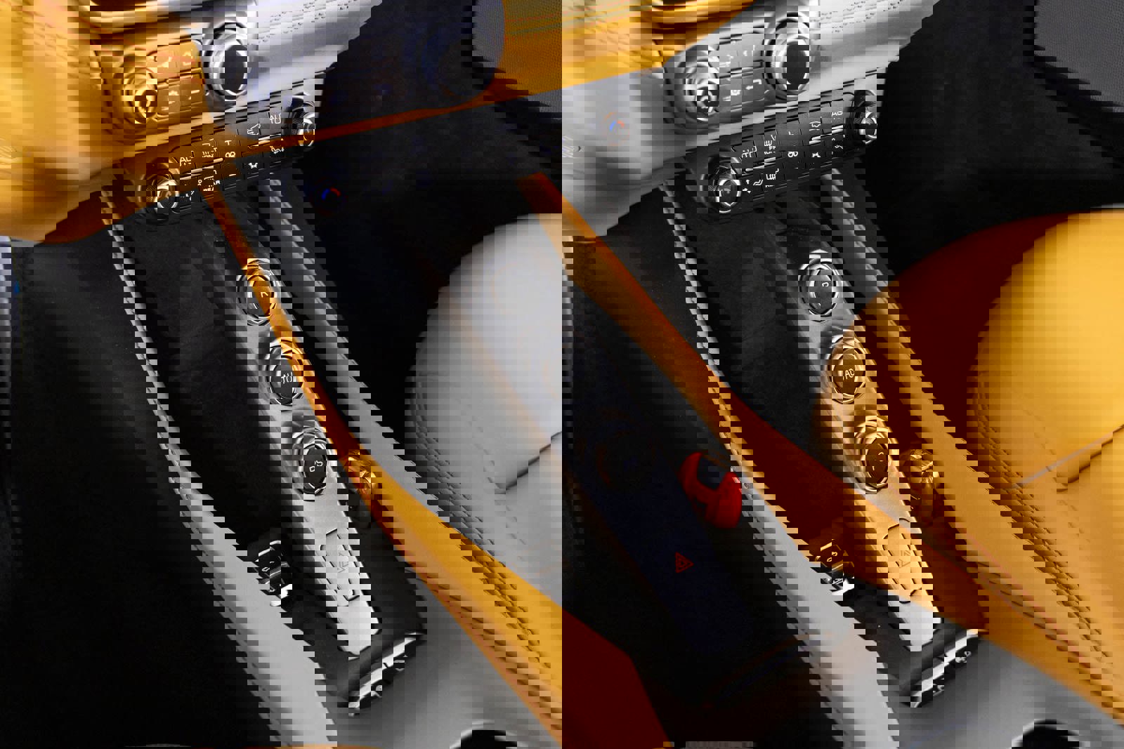 Used 2020 Ferrari Portofino image 38