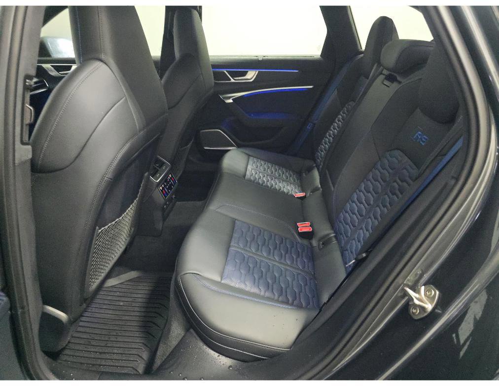 Used 2025 Audi RS 6 performance AWD/4WD image 9
