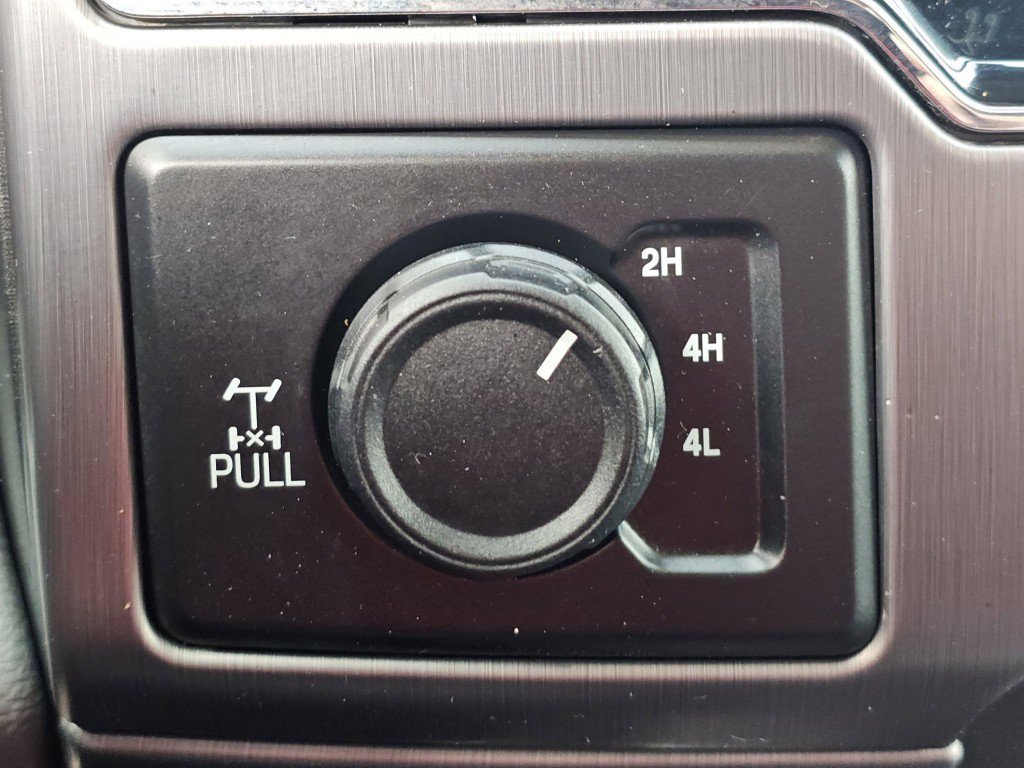 Used 2022 Ford F250 Limited w/ FX4 Off-Road Package image 10