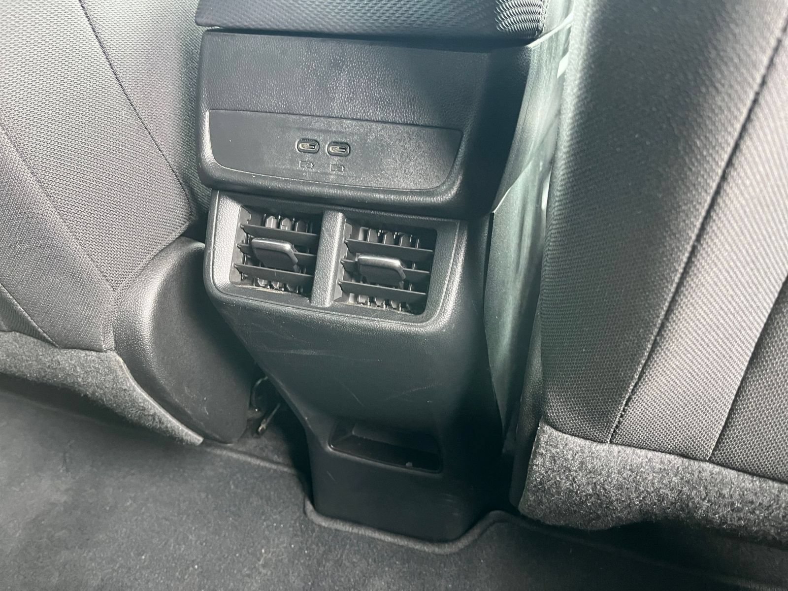 Used 2025 Chevrolet Equinox LT FWD image 25
