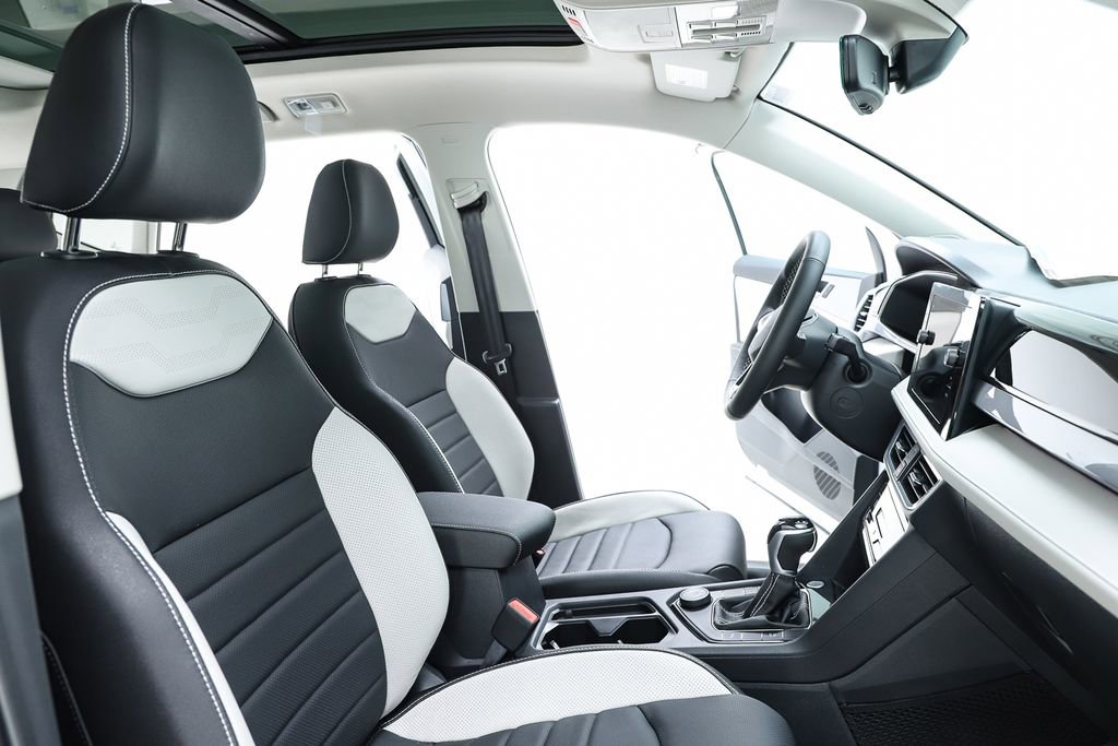 New 2026 Volkswagen Taos SEL image 73