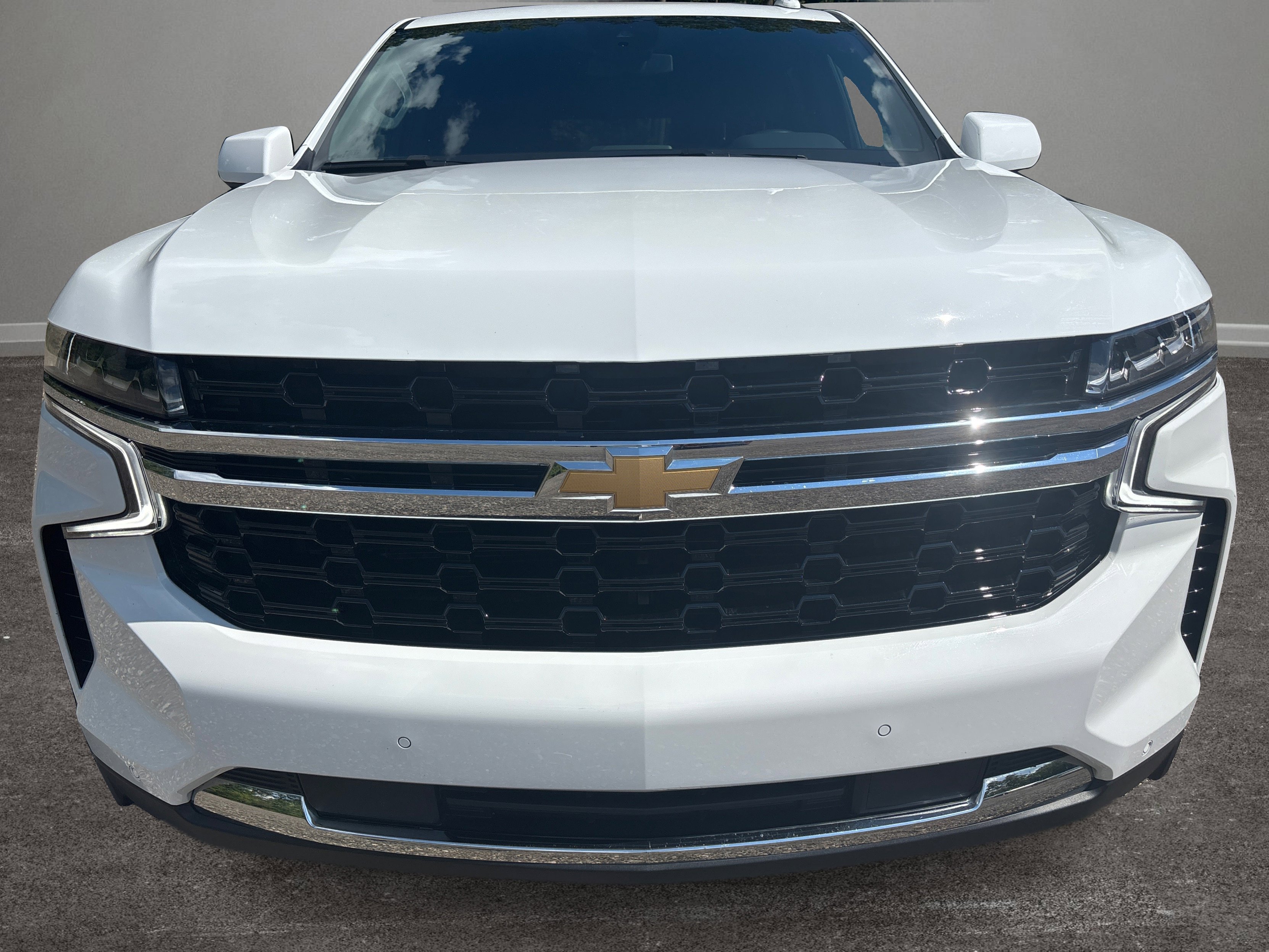 Used 2023 Chevrolet Suburban LS image 28
