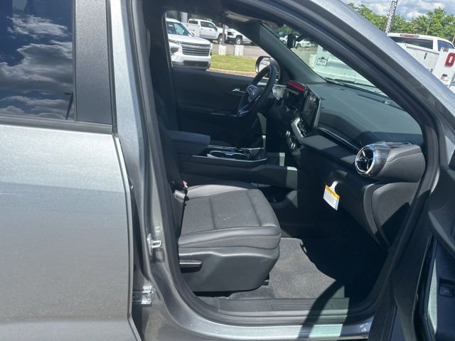 New 2026 Chevrolet Equinox LT FWD image 32