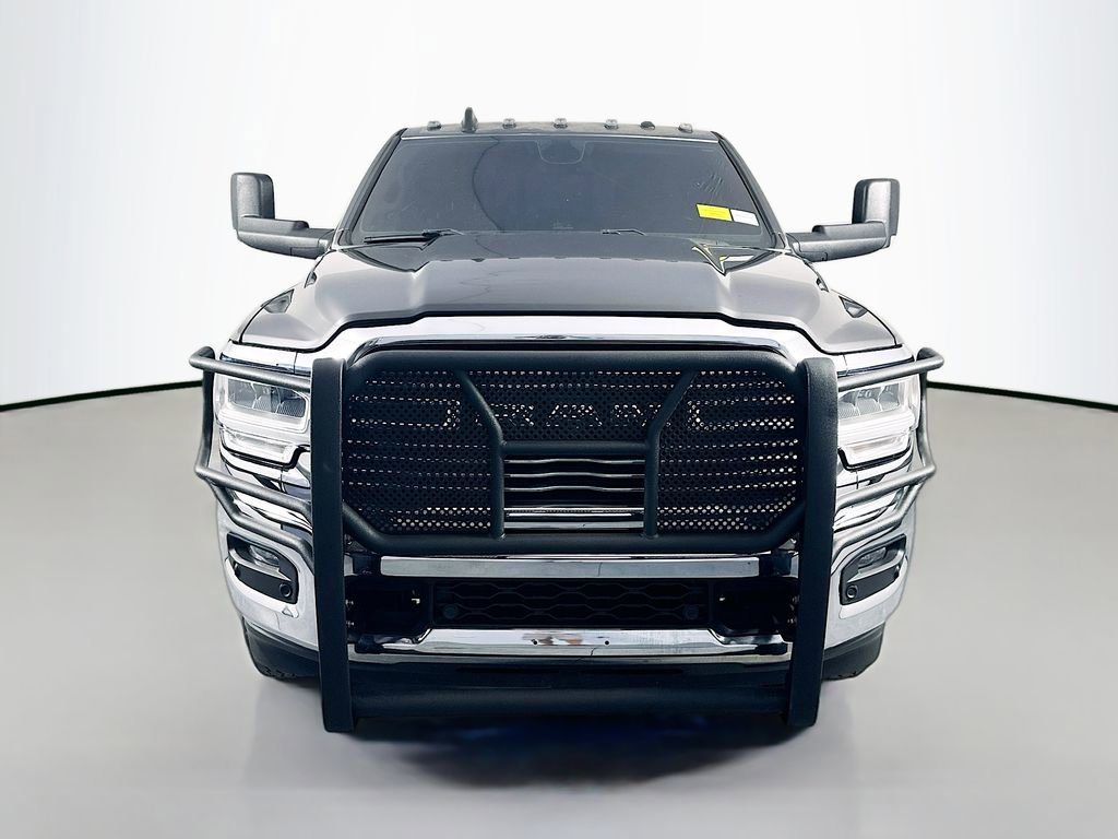 Used 2020 RAM 3500 Laramie AWD/4WD image 2