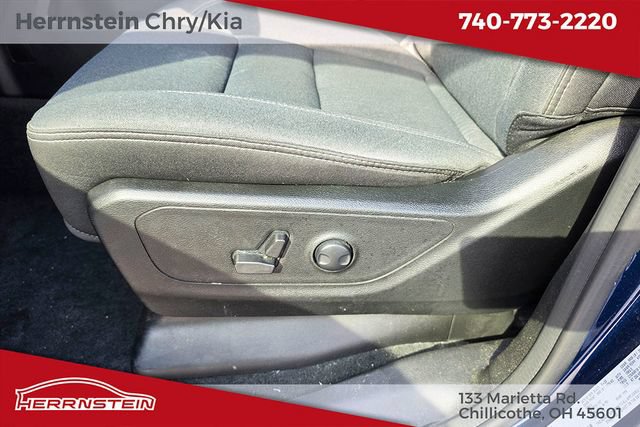 Used 2022 RAM 1500 Big Horn AWD/4WD image 12