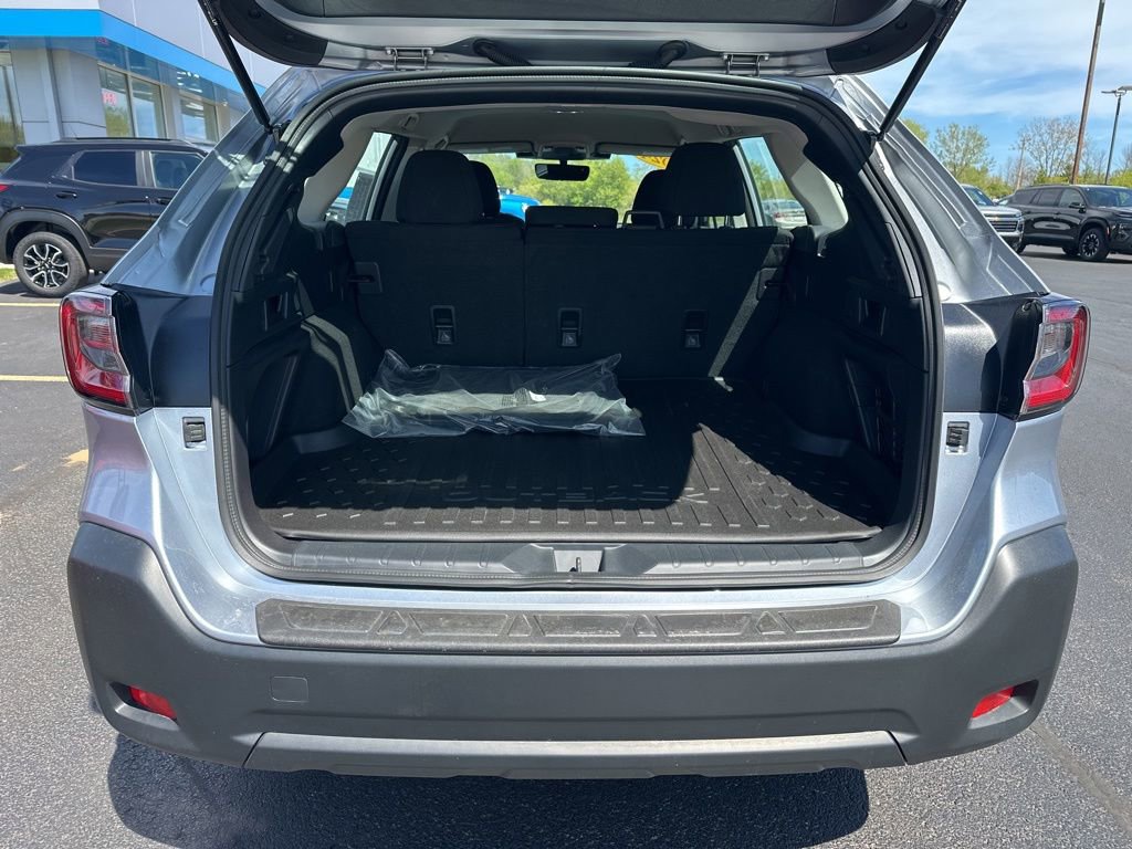 Used 2024 Subaru Outback w/ Popular Package #1A AWD/4WD image 9
