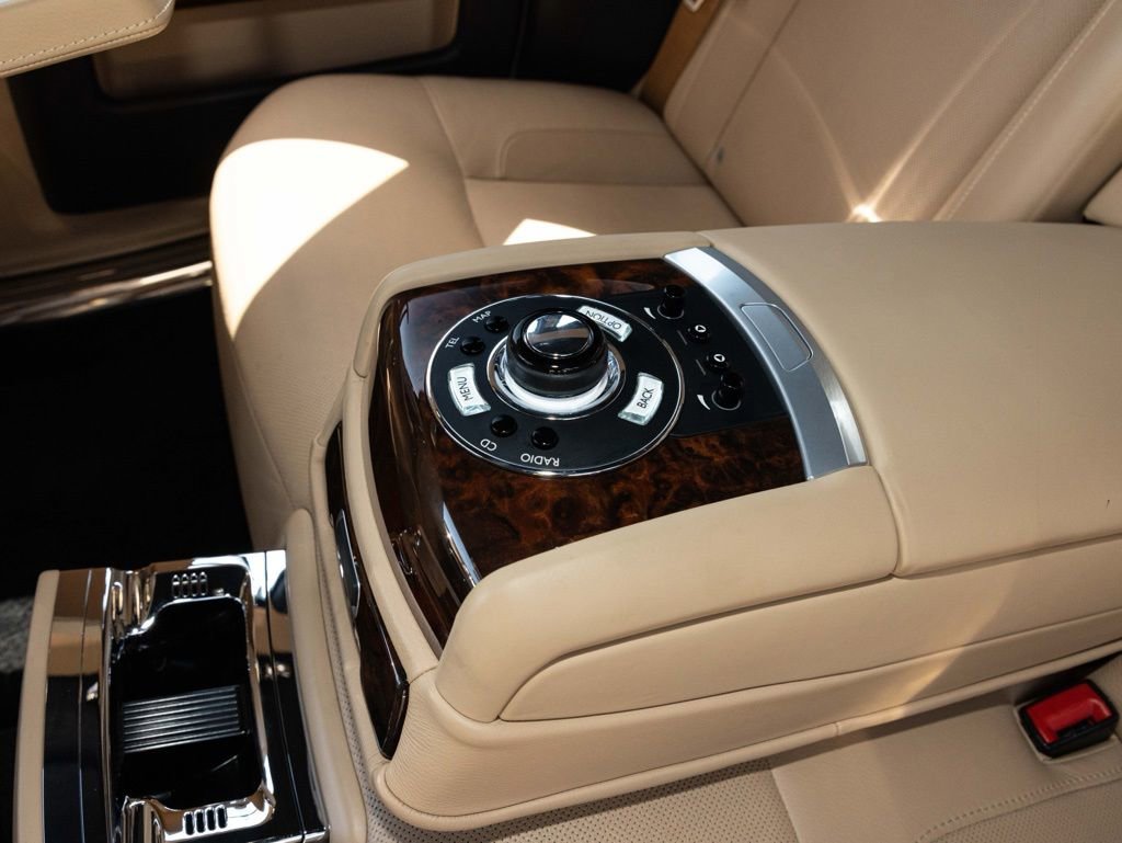 Used 2013 Rolls-Royce Ghost image 58